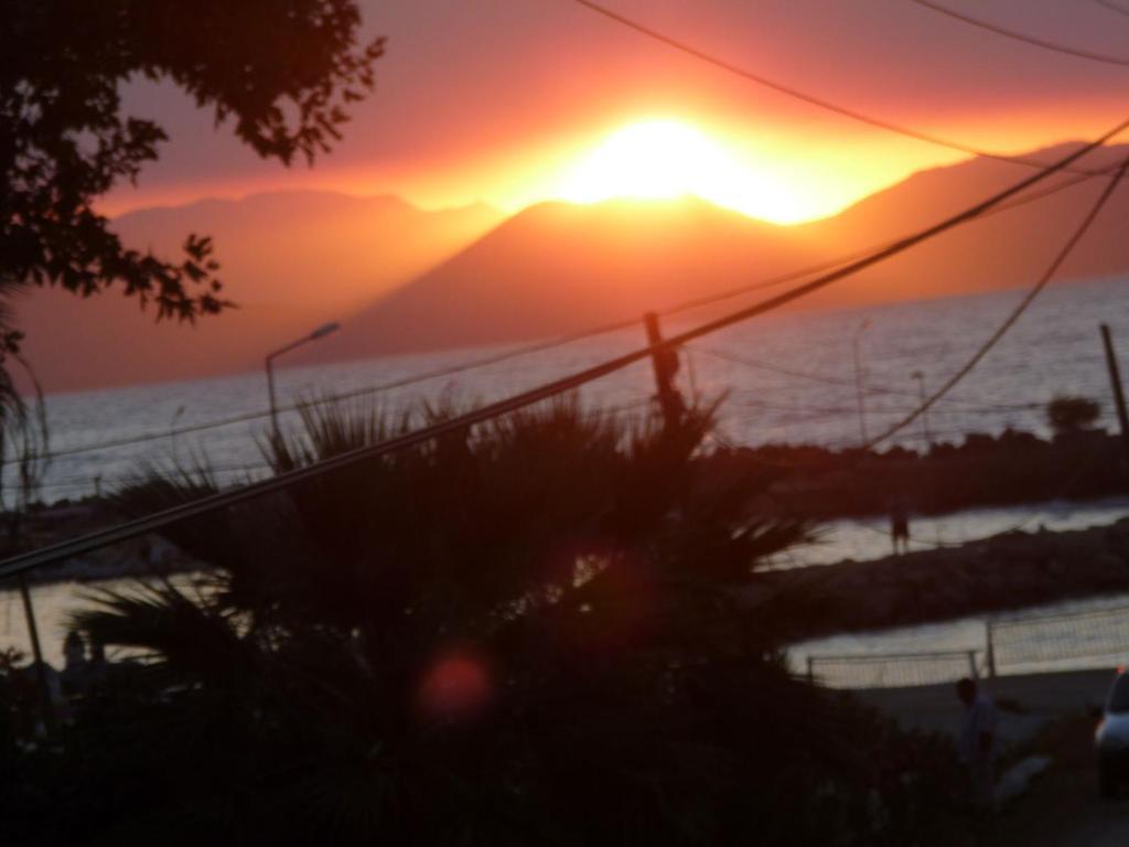 Samos Apart Pension Guzelcamlı Buitenkant foto