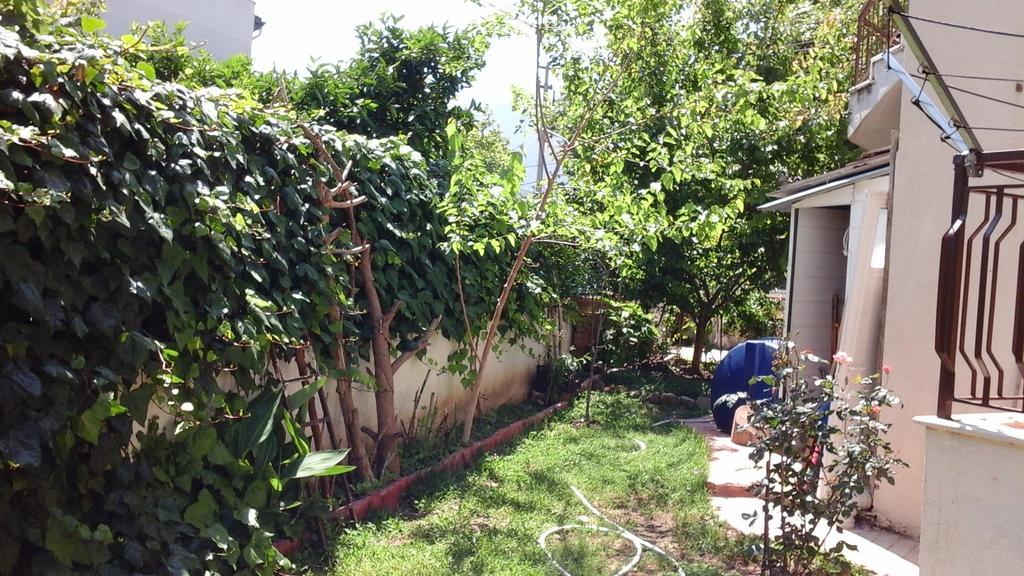 Samos Apart Pension Guzelcamlı Buitenkant foto