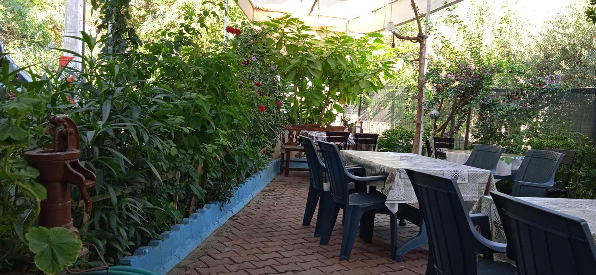 Samos Apart Pension Guzelcamlı Buitenkant foto